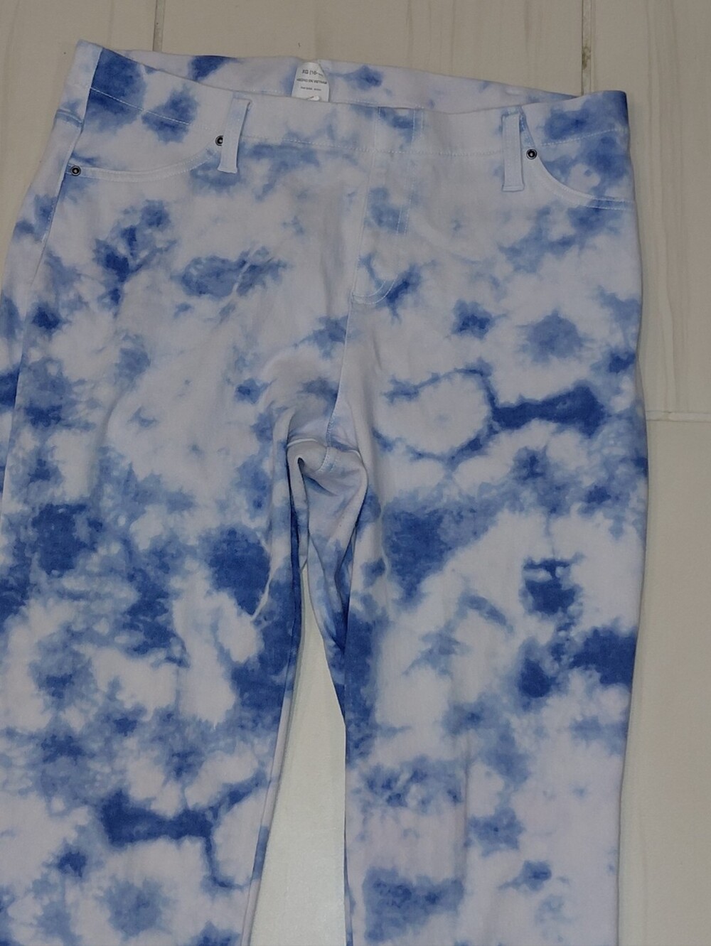 Time and Tru XL 16-18 Blue White Tie Dye Stretch Ankle Jeans